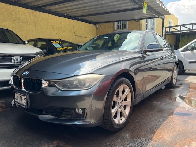 BMW 320I SEDAN TA