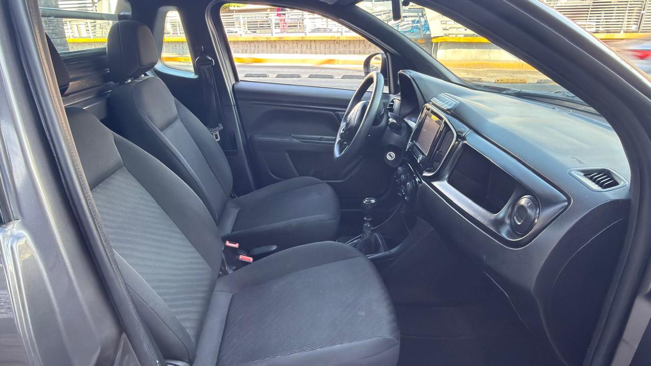 DODGE RAM700 SLT CAB REG TM 2024