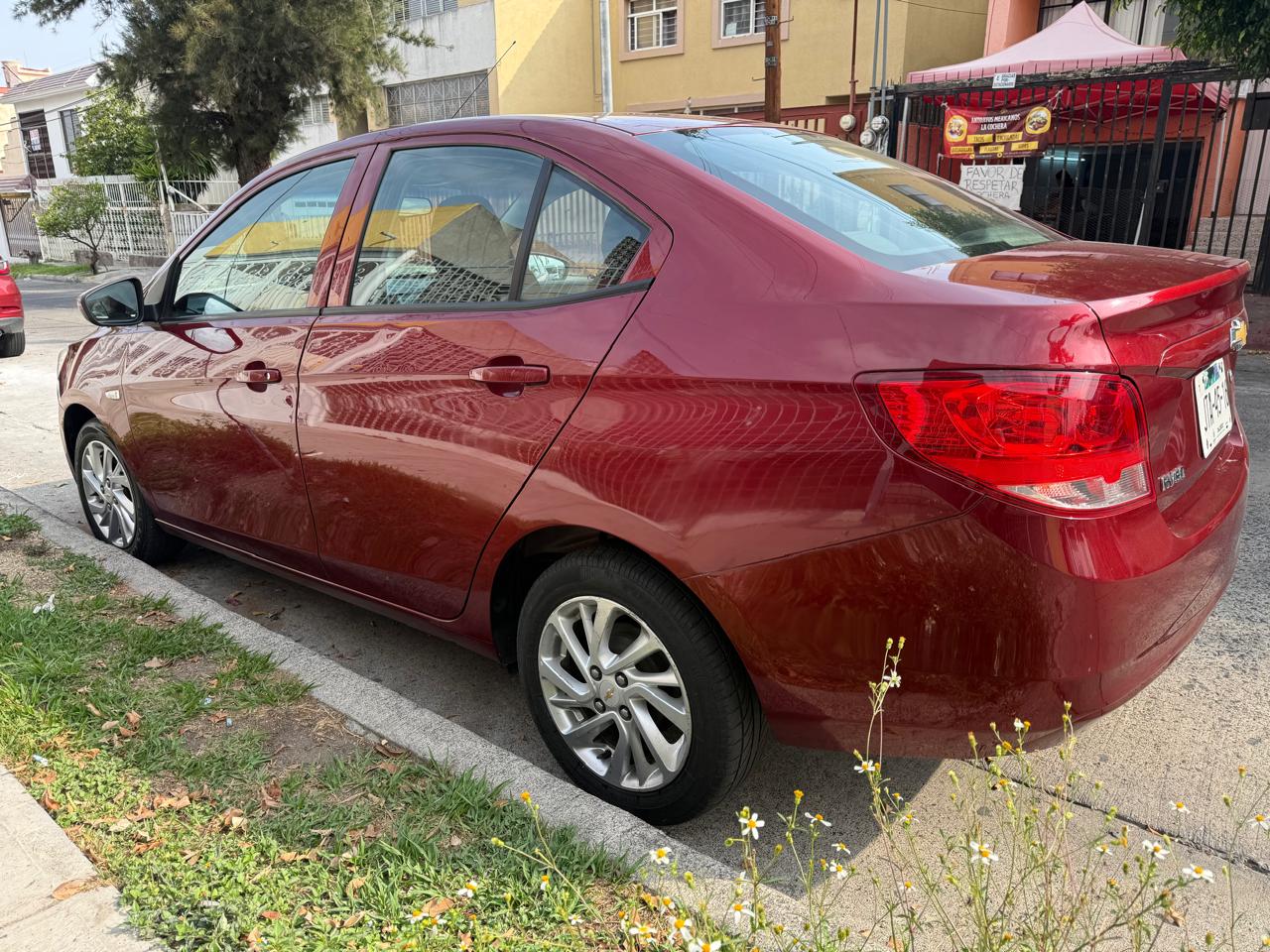 CHEVROLET AVEO LT SEDAN T/MANUAL