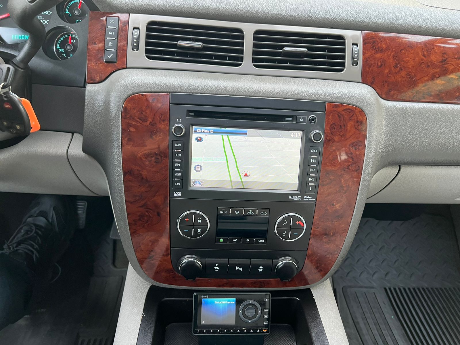 CHEVROLET AVALANCHE 4X4 QC PIEL TA 2013