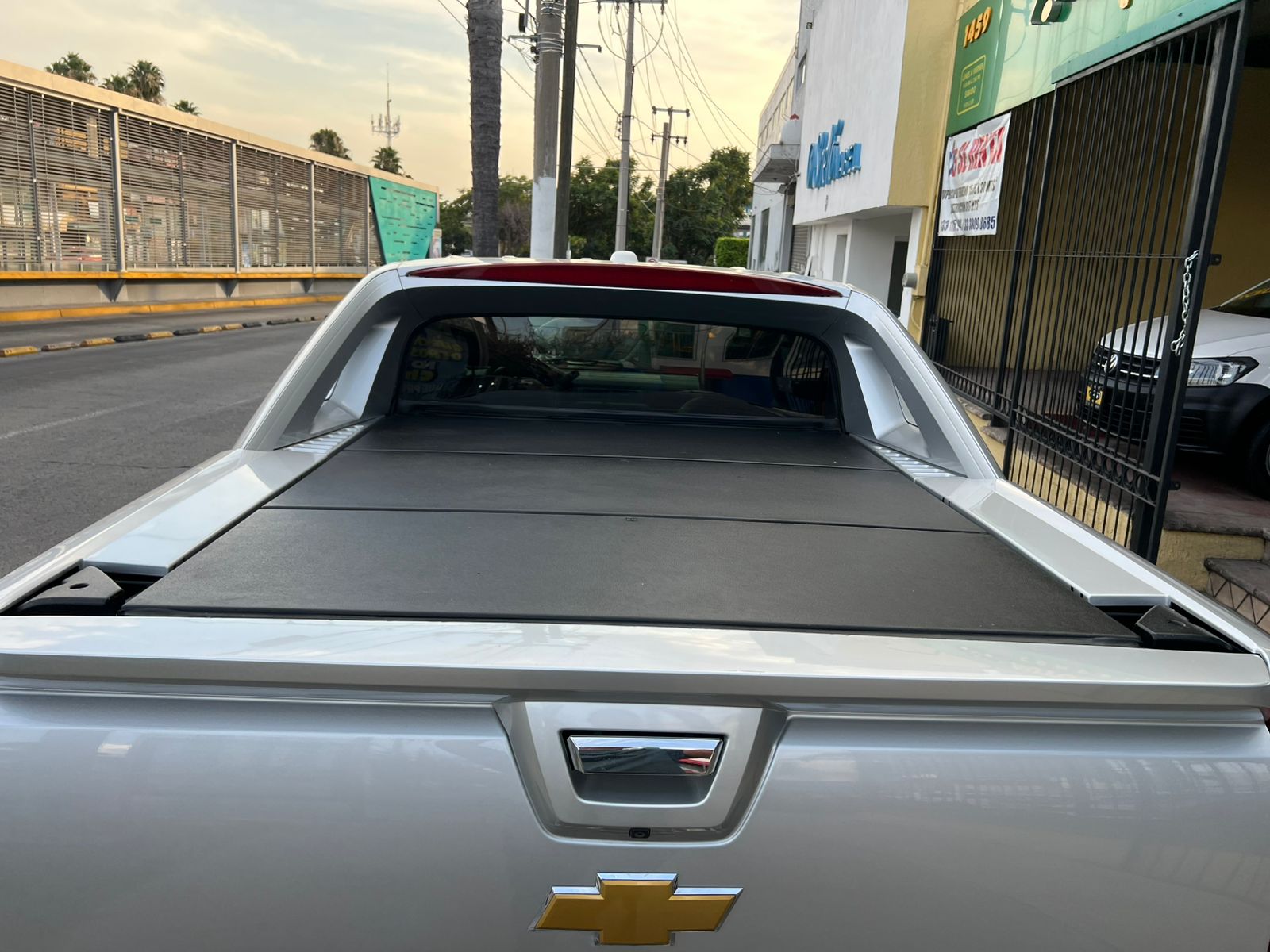 CHEVROLET AVALANCHE 4X4 QC PIEL TA 2013