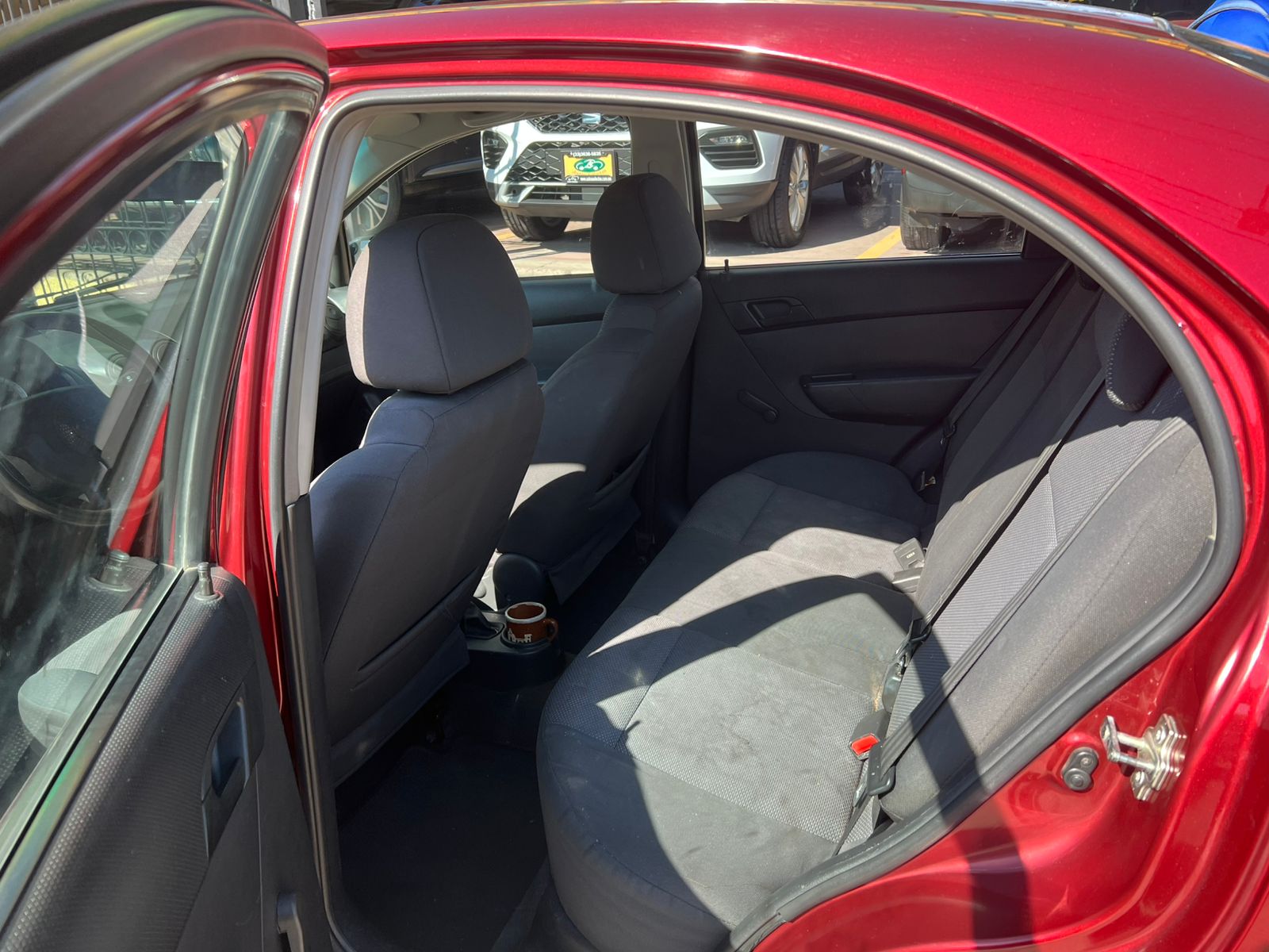 CHEVROLET AVEO LS SEDAN TM 2011