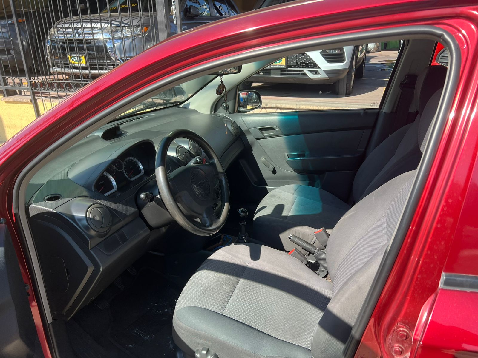 CHEVROLET AVEO LS SEDAN TM 2011