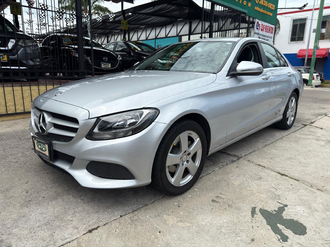 MERCEDES BENZ C180 CGI SEDAN TA 2016