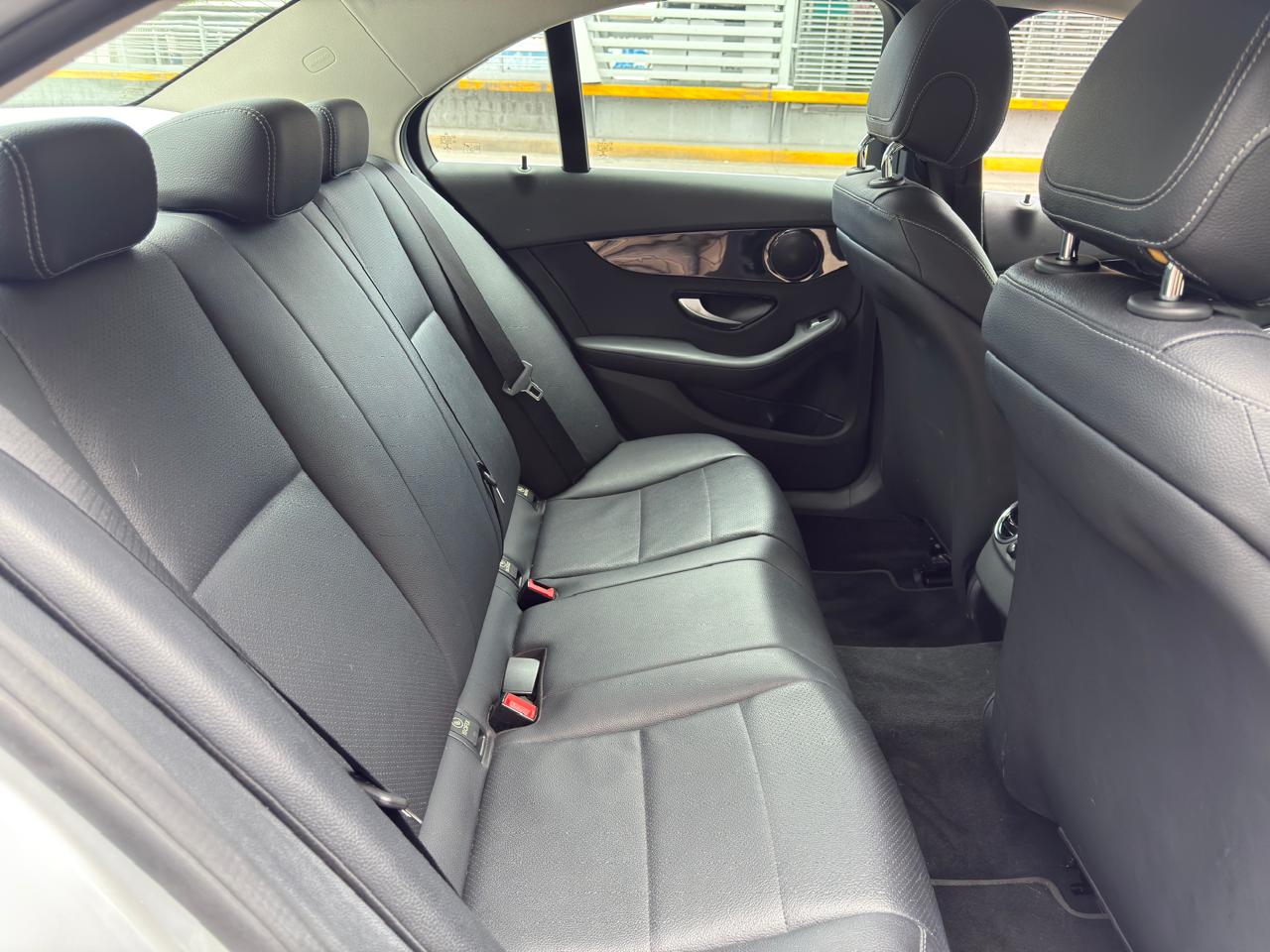 MERCEDES BENZ C180 CGI SEDAN TA 2016