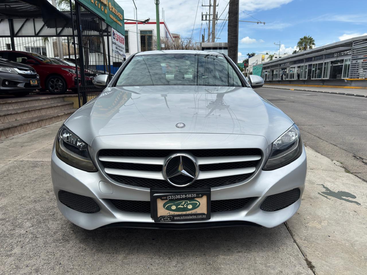 MERCEDES BENZ C180 CGI SEDAN TA 2016