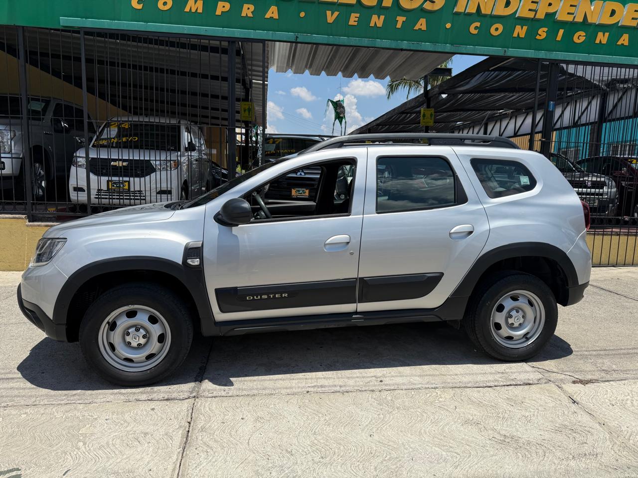 RENAULT DUSTER INTENSE SUV TM 2023