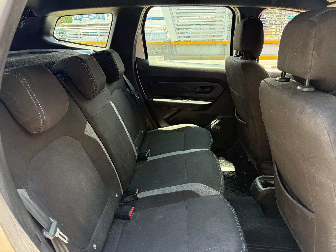 RENAULT DUSTER INTENSE SUV TM 2023