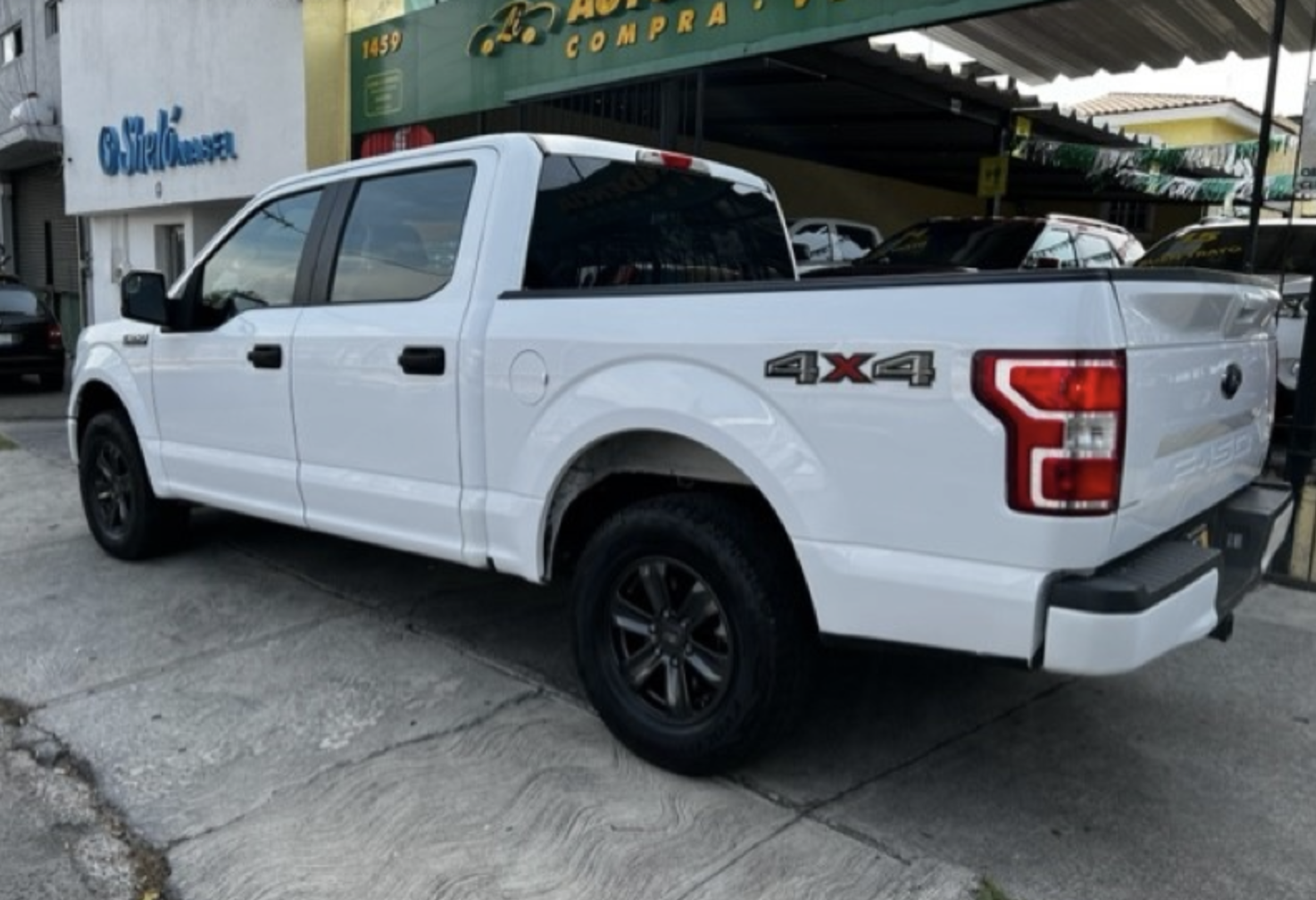 FORD F150 XL 4X4 DOBLE CAB TA V6