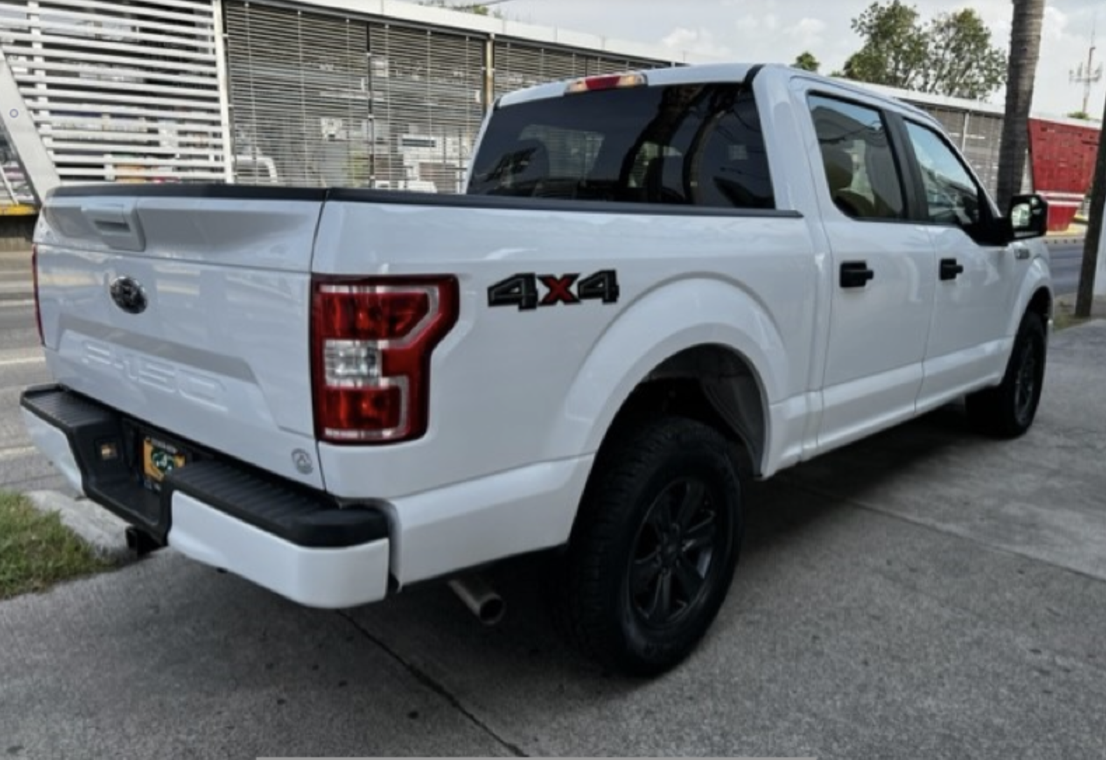 FORD F150 XL 4X4 DOBLE CAB TA V6