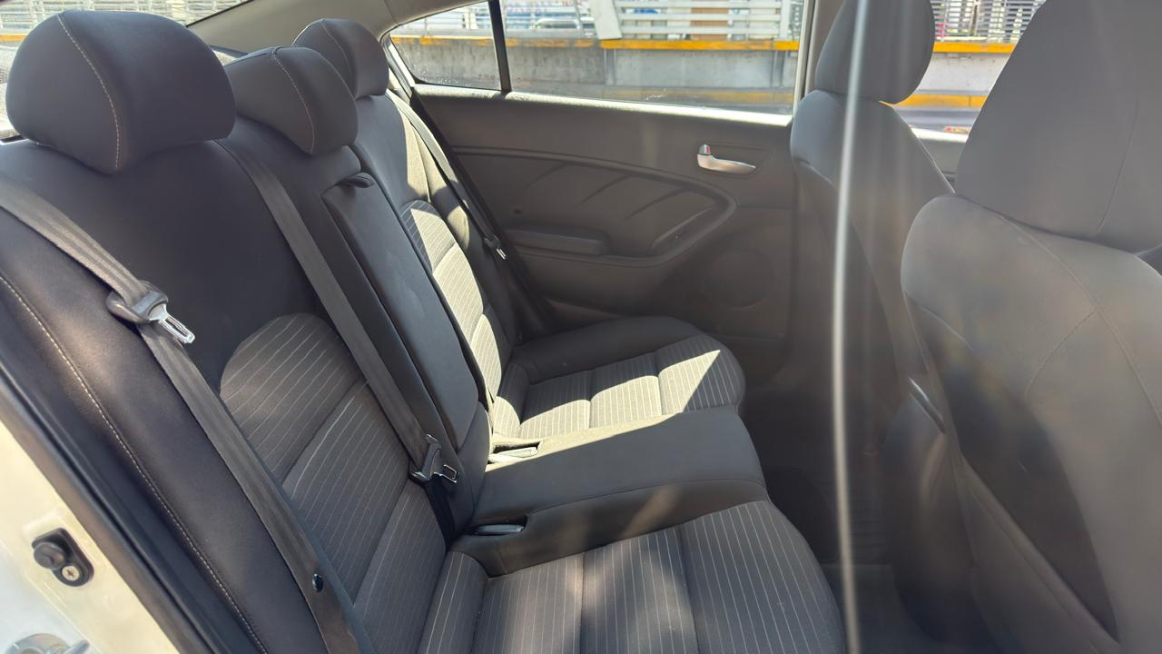 KIA FORTE LX SEDAN TM 2017