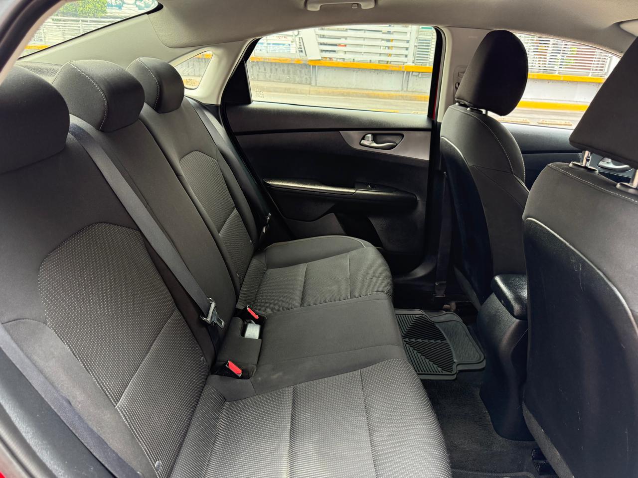KIA FORTE LX SEDAN TA