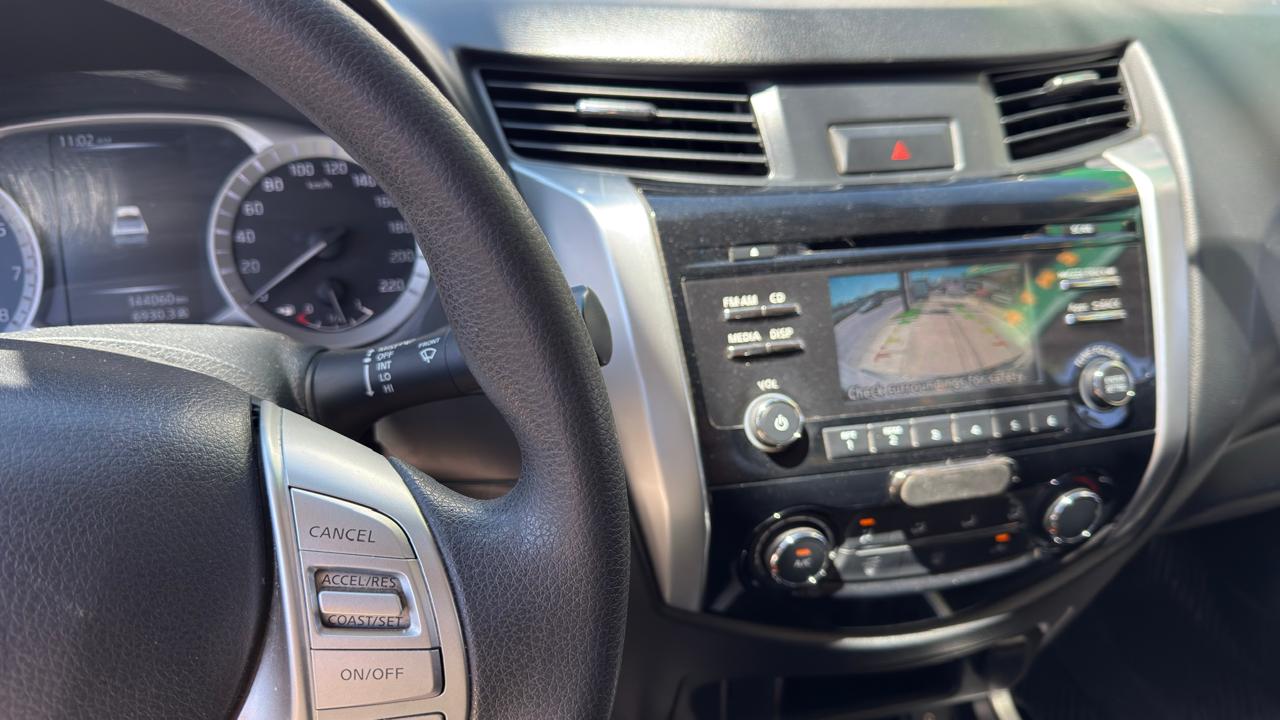 NISSAN NP300 FRONTIER LE DOBLE CAB 4X2 TM 2018