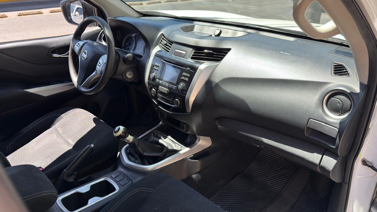 NISSAN NP300 FRONTIER LE DOBLE CAB 4X2 TM 2018