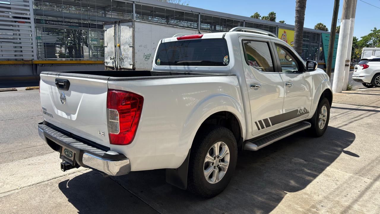 NISSAN NP300 FRONTIER LE DOBLE CAB 4X2 TM 2018