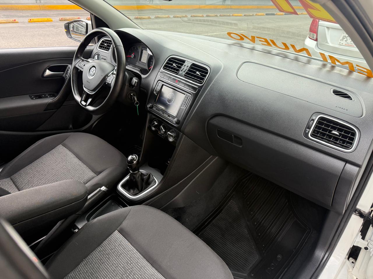 VOLKSWAGEN POLO SPORLINE HB TM