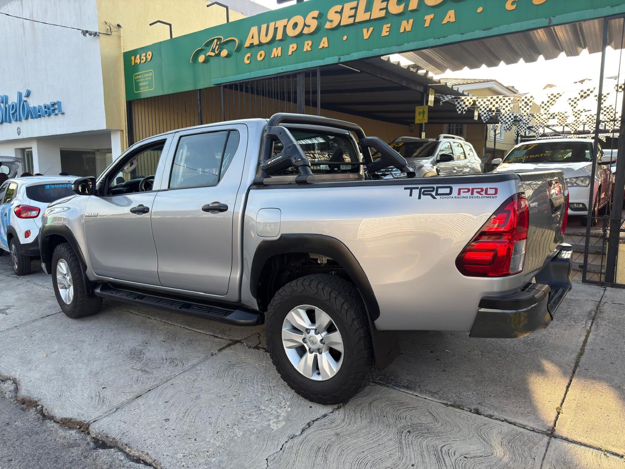 TOYOTA HILUX TRD TM 4X2