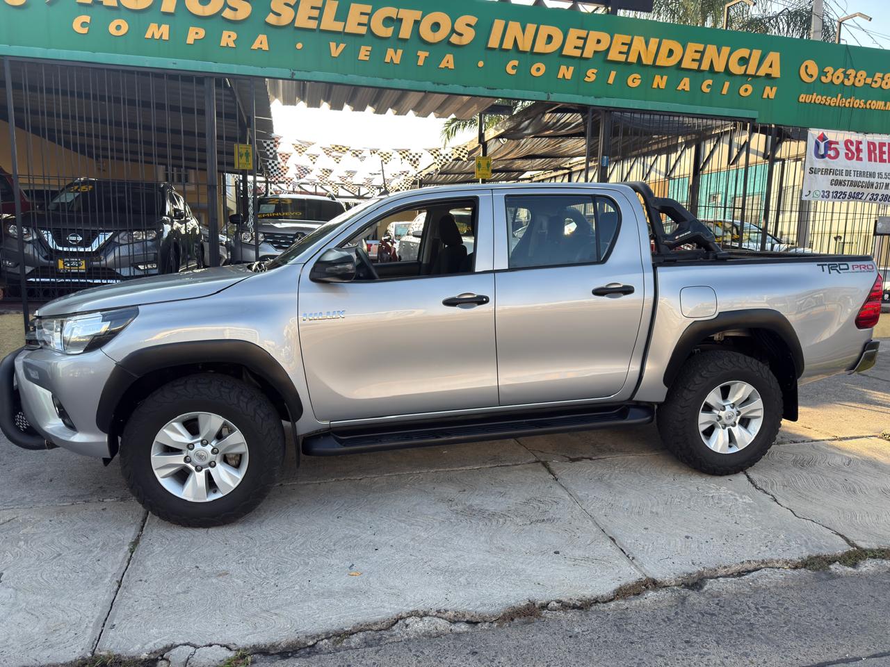 TOYOTA HILUX TRD TM 4X2
