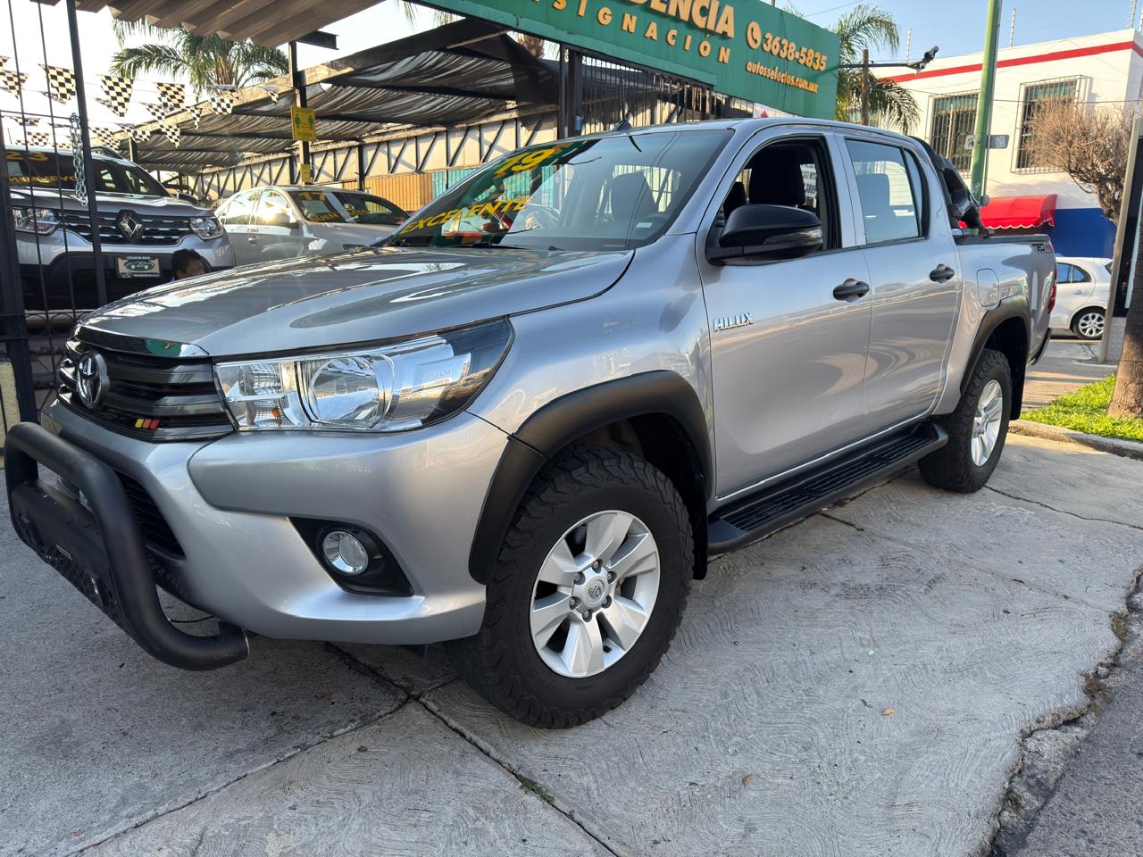 TOYOTA HILUX TRD TM 4X2