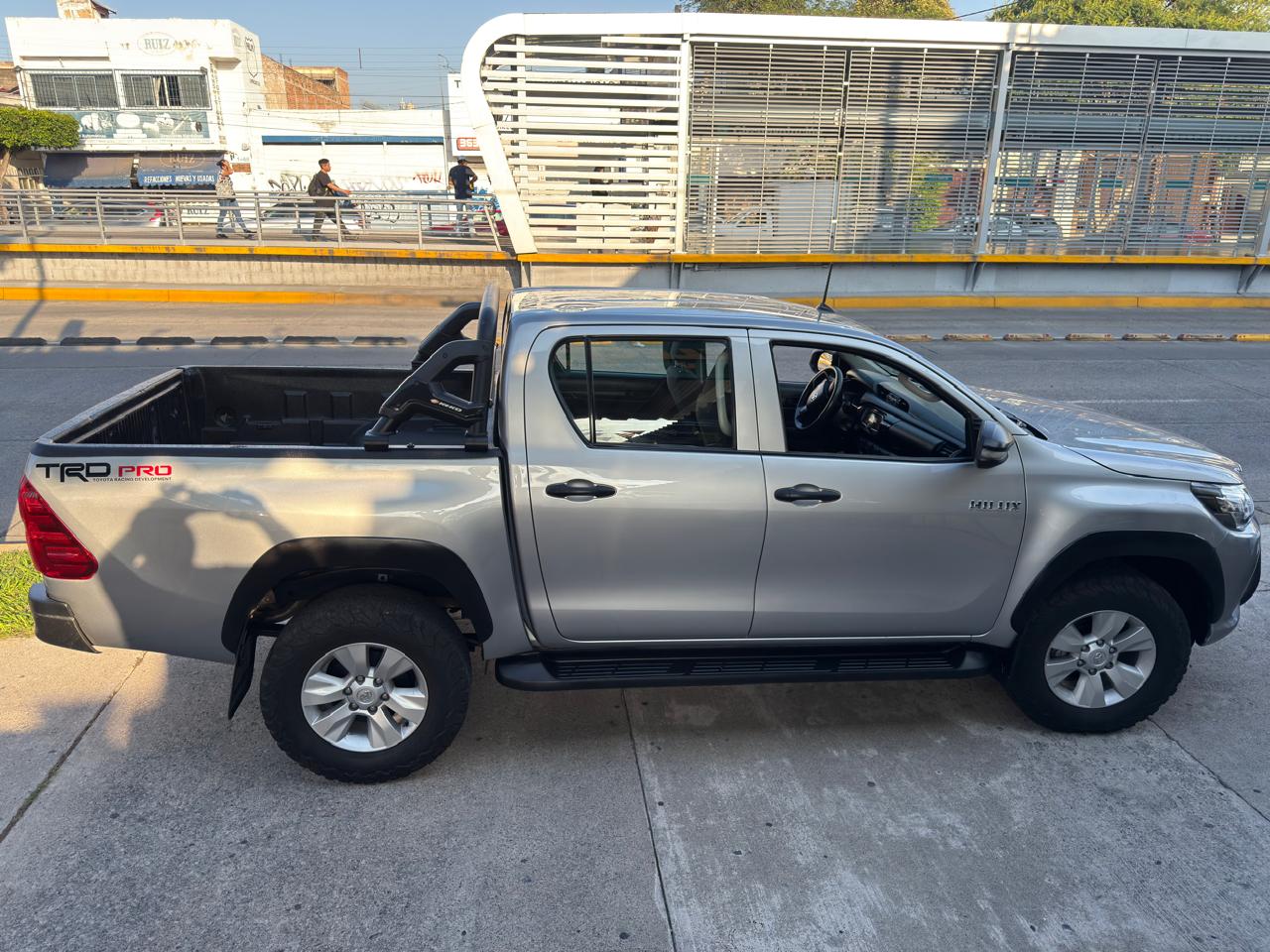 TOYOTA HILUX TRD TM 4X2