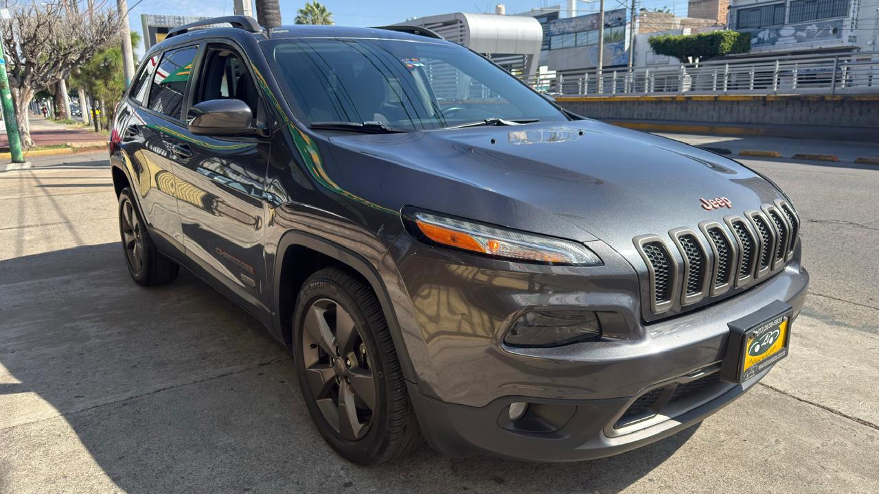 JEEP CHEROKEE SUV TA 2016 LEGALIZADA 75 ANIVERSARIO