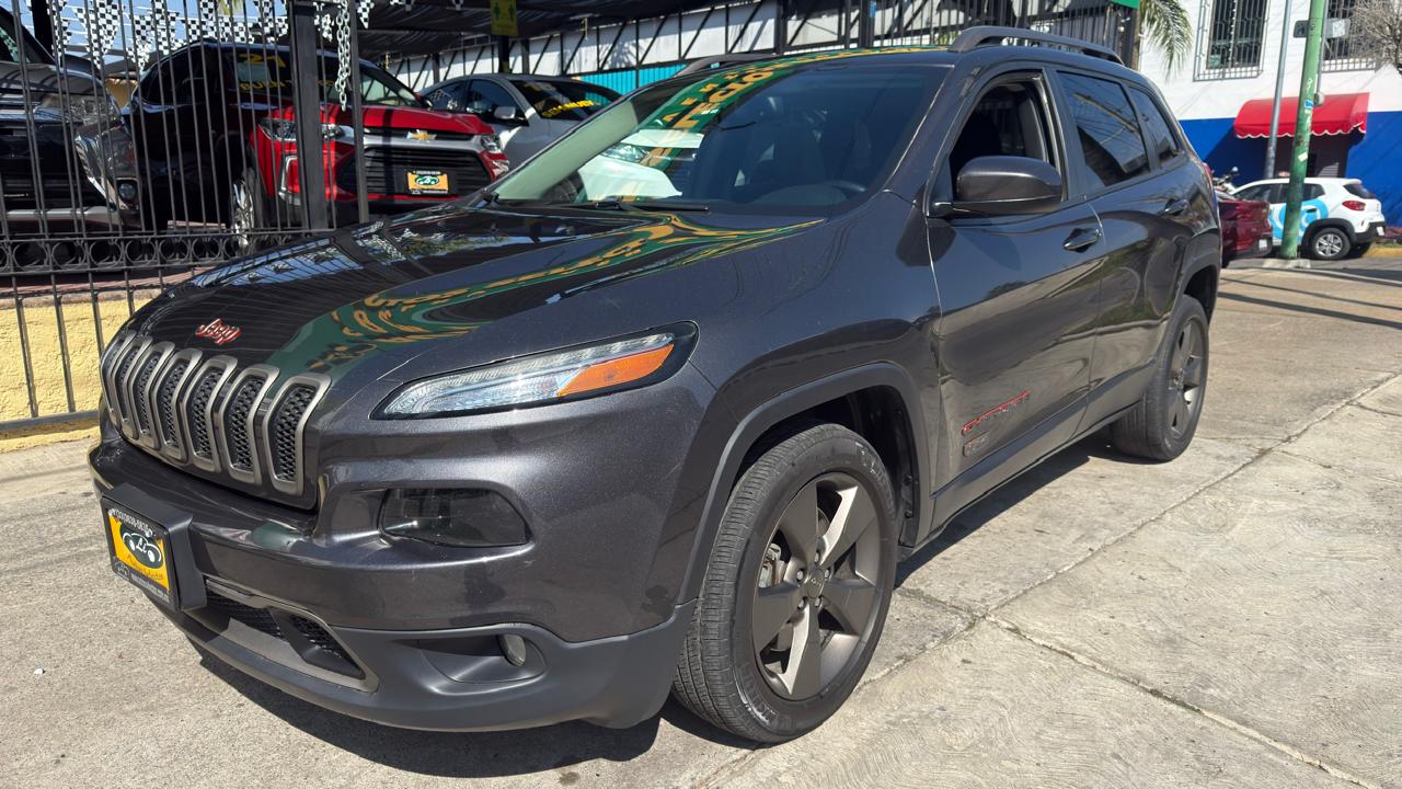 JEEP CHEROKEE SUV TA 2016 LEGALIZADA 75 ANIVERSARIO