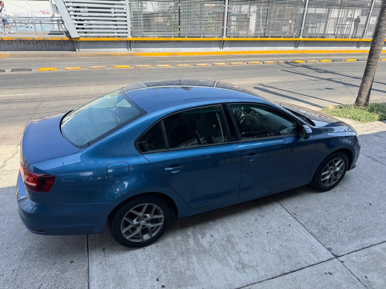 VOLKSWAGEN JETTA SEDAN TA