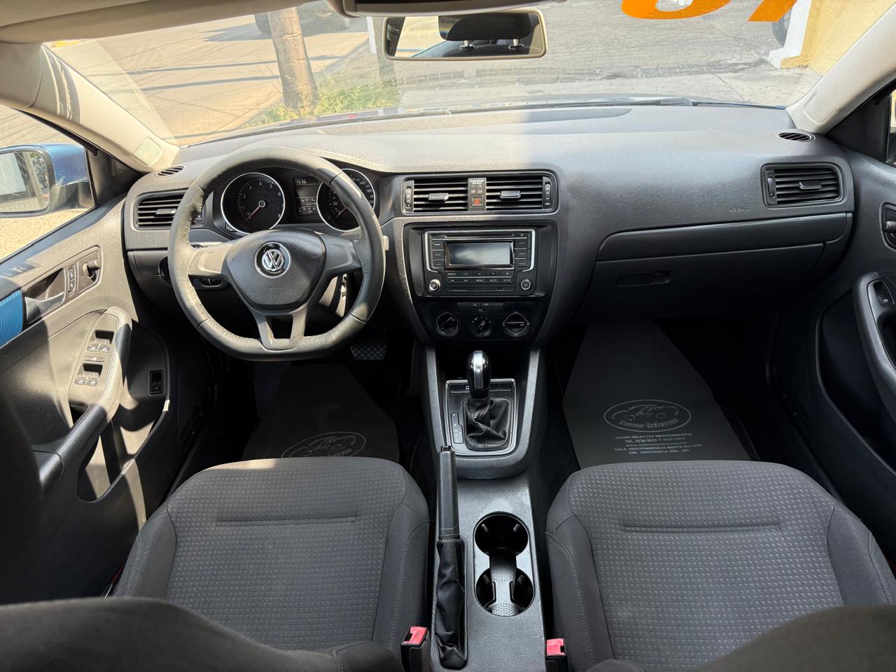 VOLKSWAGEN JETTA SEDAN TA