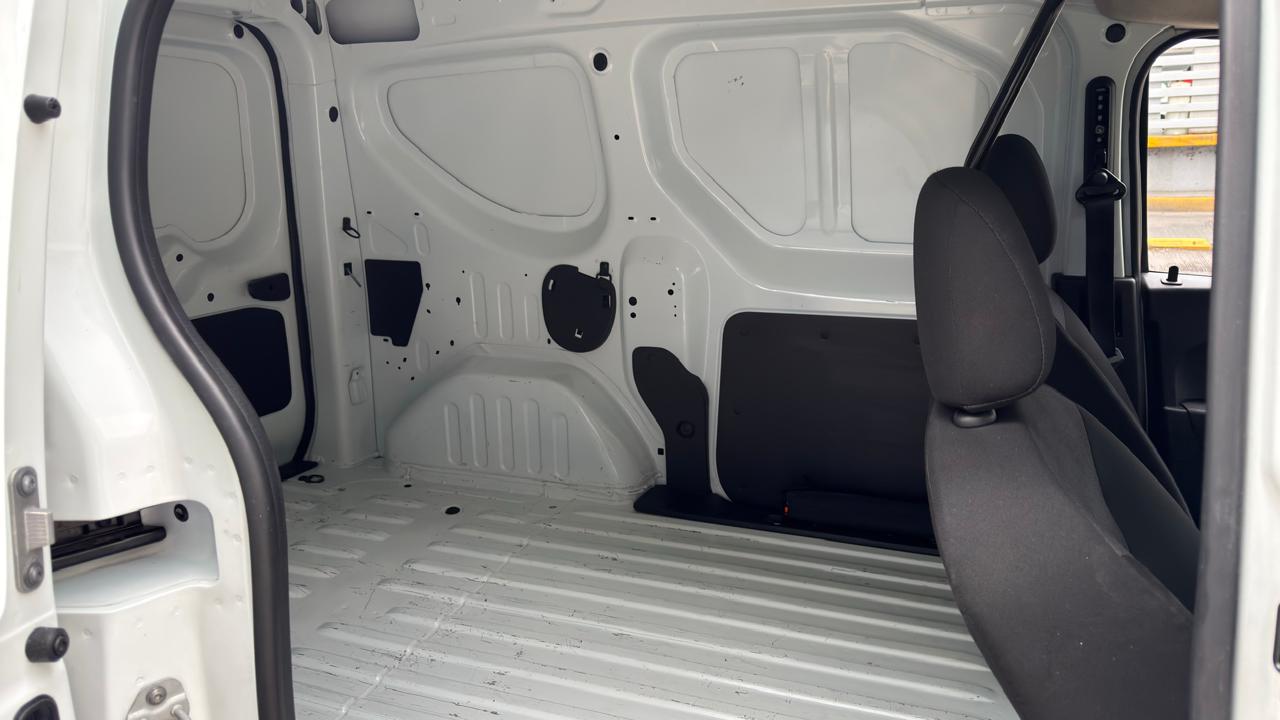 RENAULT KANGOO CARGA TM 2021