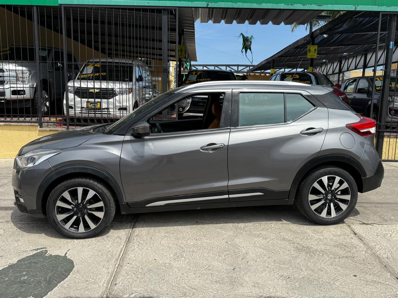NISSAN KICKS EXCLUSIVE SUV TA