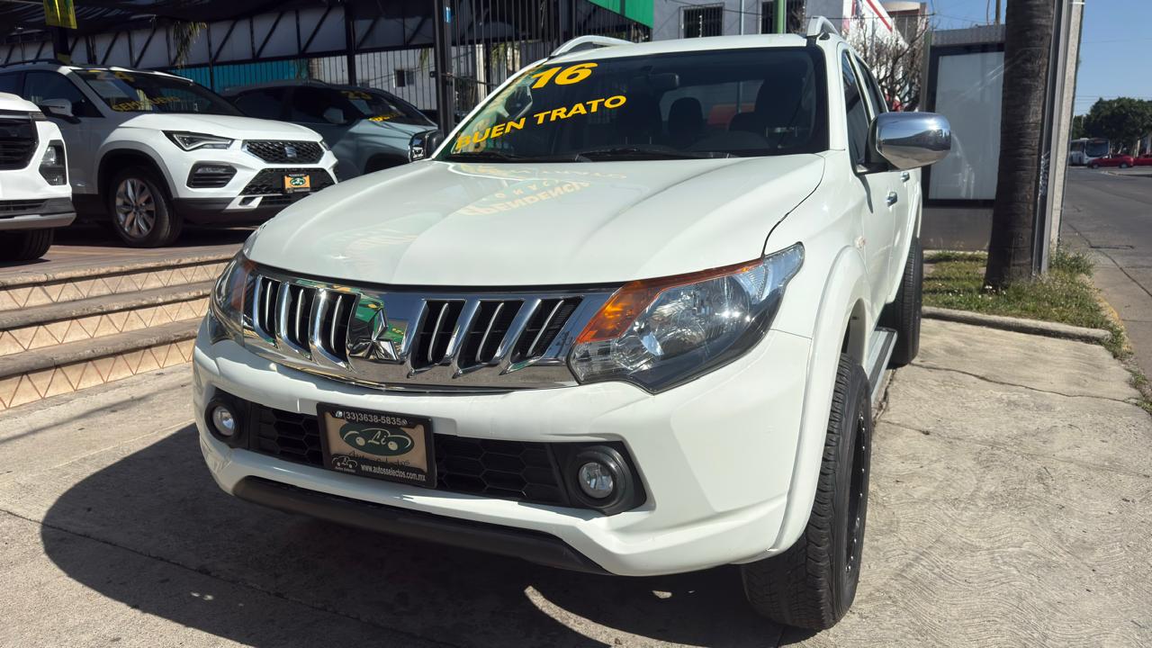 MITSUBISHI L200 DOBLE CAB TM 2016