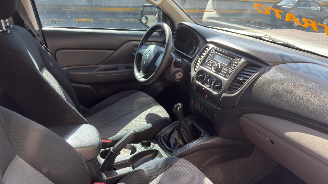 MITSUBISHI L200 DOBLE CAB TM 2016