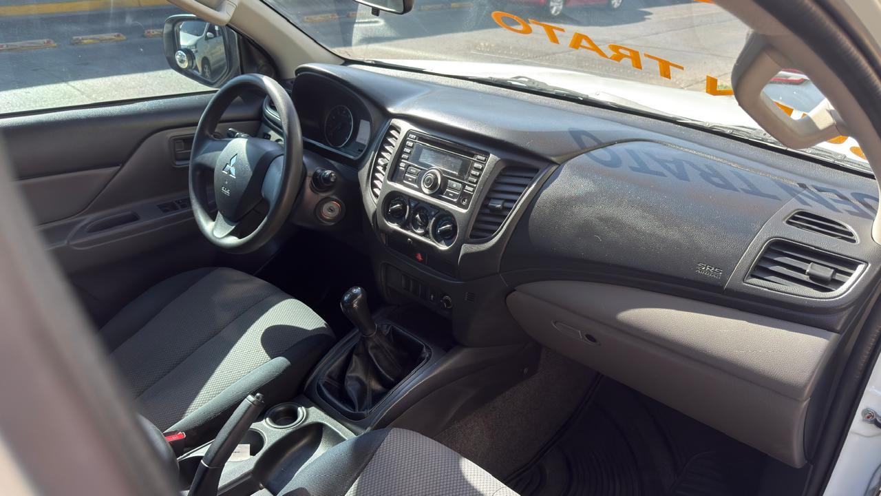 MITSUBISHI L200 DOBLE CAB TM 2016