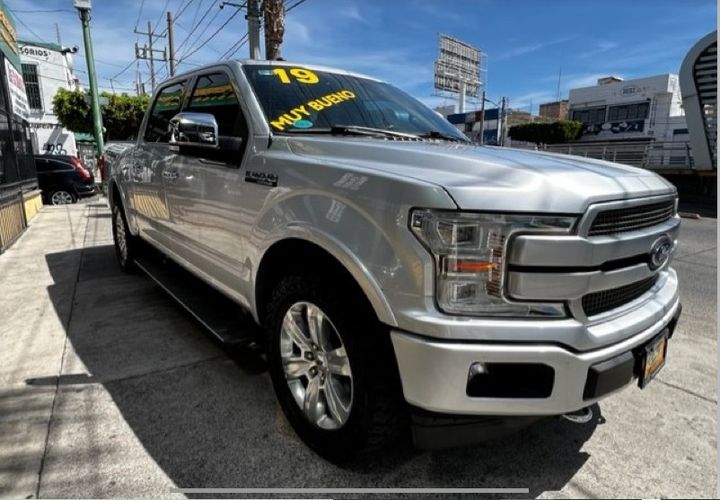 FORD LOBO PLATINUM 4X4 DOBLE CAB V6 2019