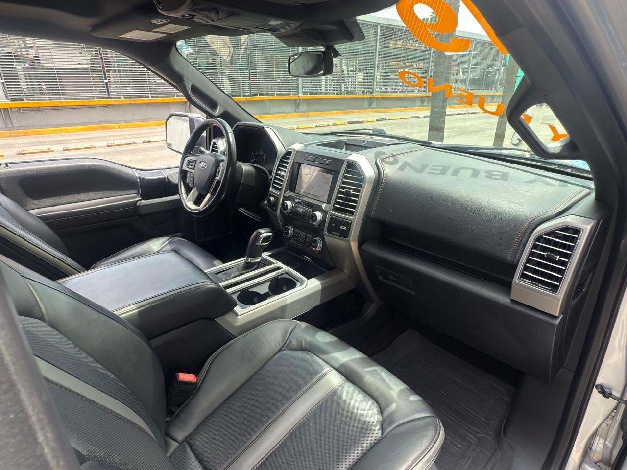FORD LOBO PLATINUM 4X4 V6 DOBLE CAB TA 2019