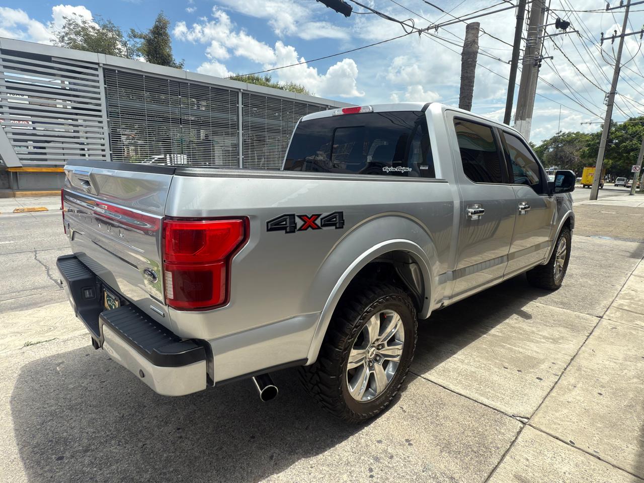 FORD LOBO PLATINUM V6 4X4 DOBLE CAB 2019