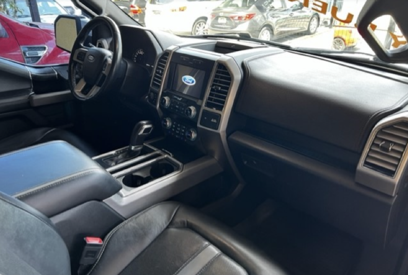 FORD LOBO PLATINUM 4X4 V6 TA DOB CAB 2019