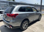 MITSUBISHI OUTLANDER ES SUV TA 2017