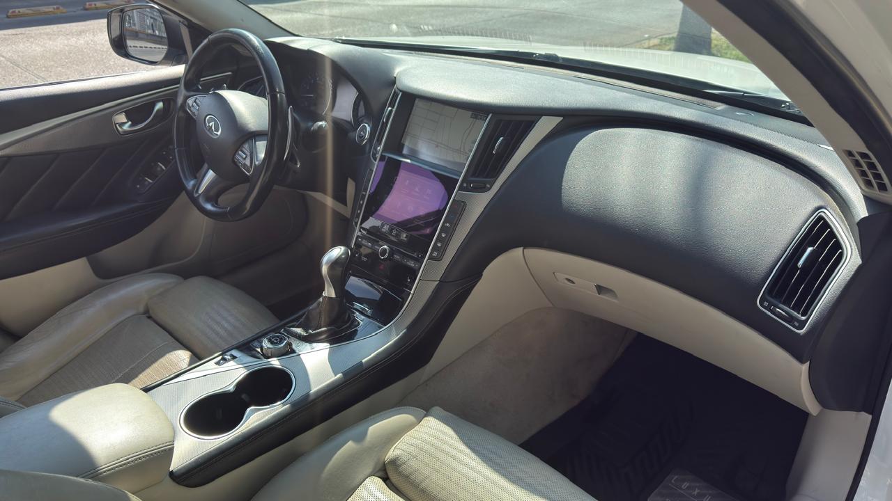 INFINITI Q50S SEDAN TA 2015