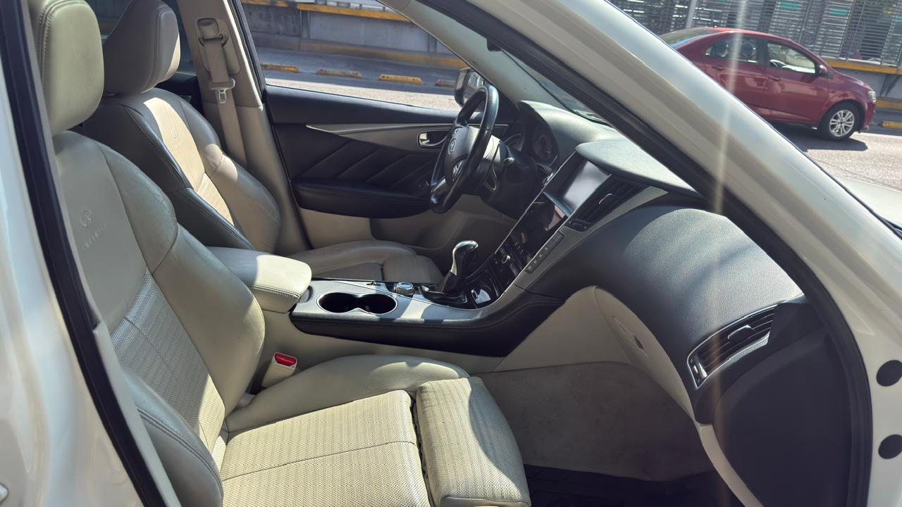 INFINITI Q50S SEDAN TA 2015