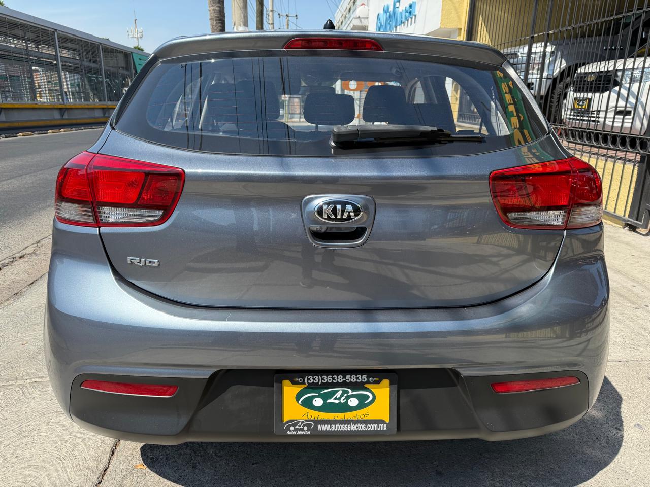 KIA RIO LX HB TA