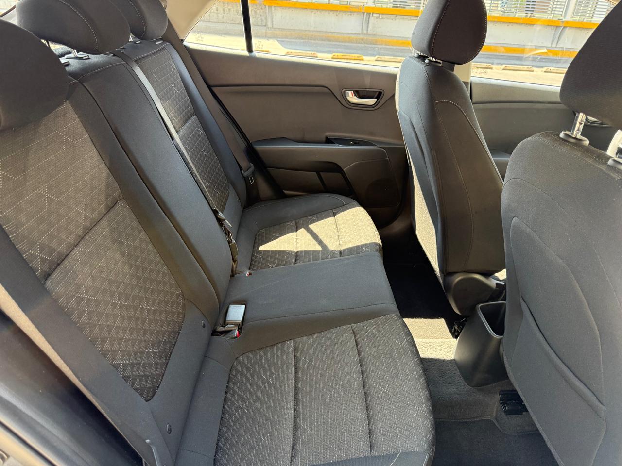 KIA RIO LX HB TA
