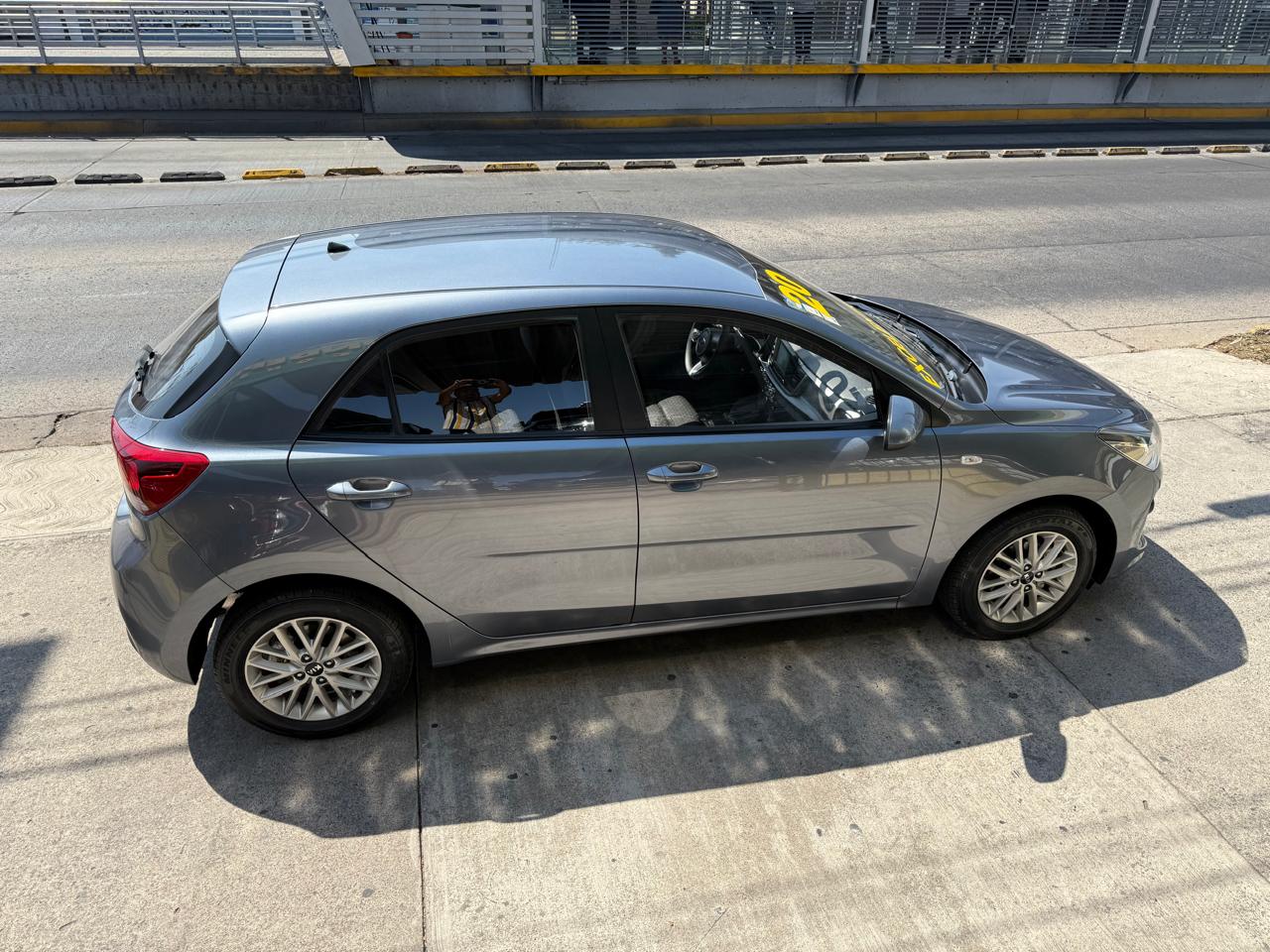 KIA RIO LX HB TA