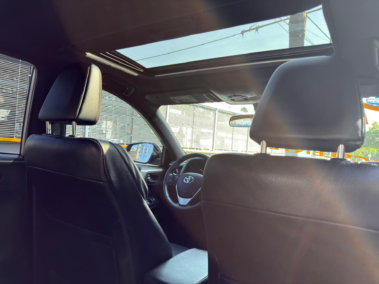 TOYOTA RAV4 SE QC TA 2017