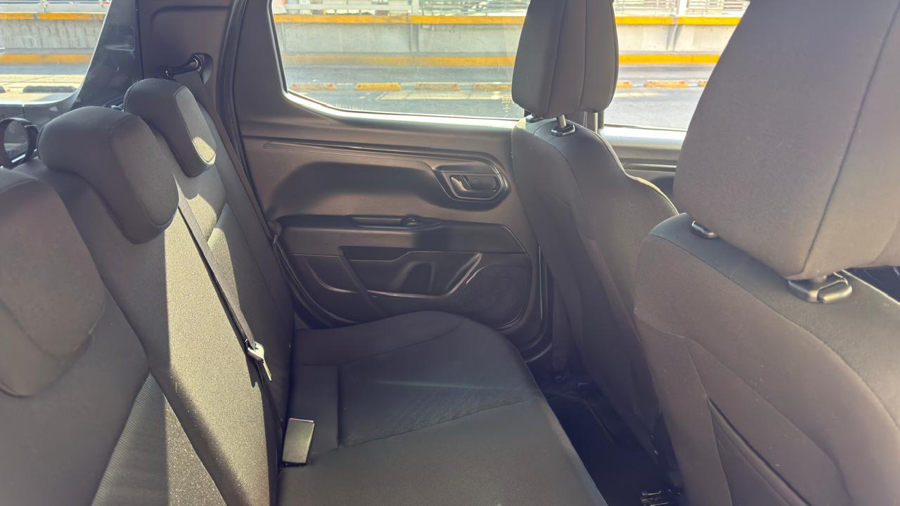 DODGE RAM700 SLT DOBLE CAB TM 2022