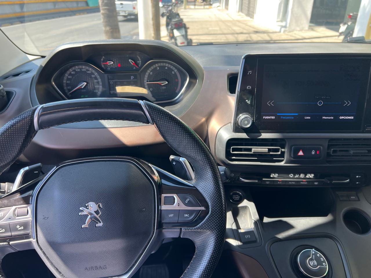 PEUGOT RIFTER GT 7 PASAJEROS TA 2022
