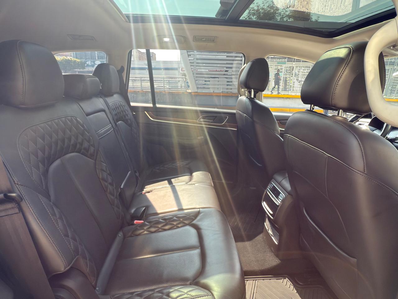 MG RX8 ELEGANCE LIMITED 7 PASAJEROS SUV TA