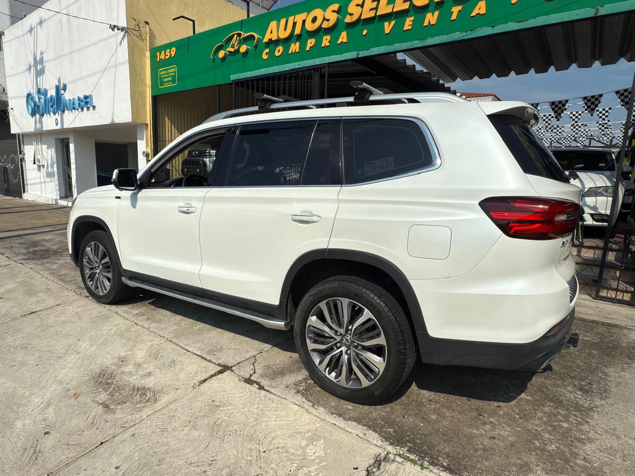 MG RX8 ELEGANCE LIMITED 7 PASAJEROS SUV TA