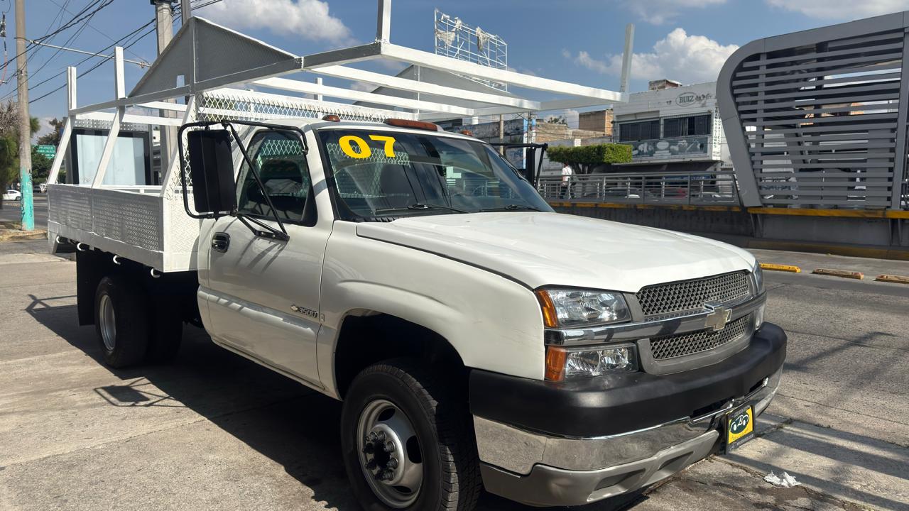 CHEVROLET SILVERADO 3500 TM CARGA CON PLATAFORMA 2007