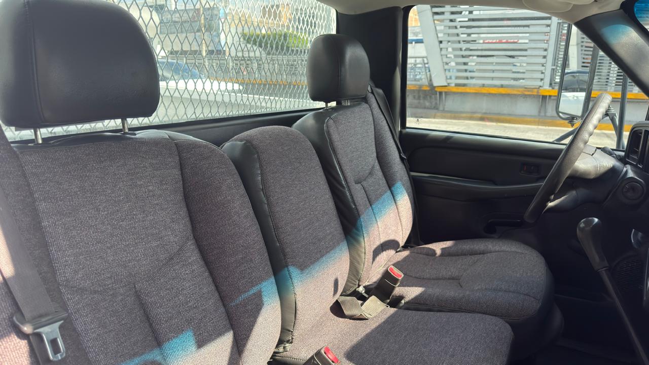 CHEVROLET SILVERADO 3500 TM CARGA CON PLATAFORMA 2007